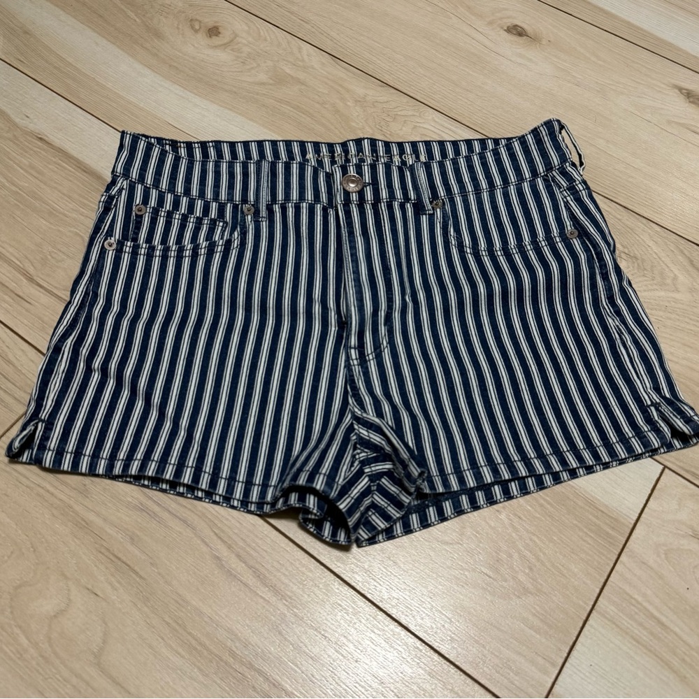American Eagle Outfitters Blue and White Striped Jean Shorts